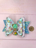Sea shell hair bow
