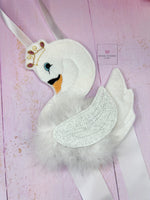 Swan bow holder