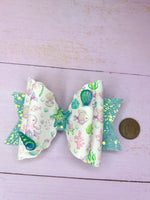 Under the sea shell hair bow