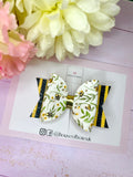 Garden bee hair bow