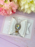 White star charm bow