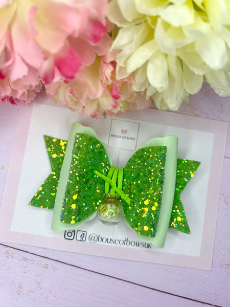 Green apple charm hair bow