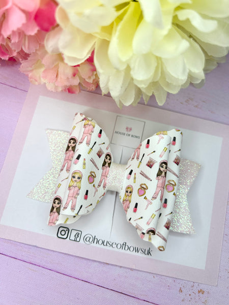 Make up dollies hair bow