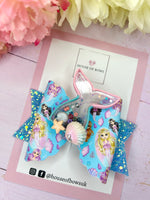 Mermaid shaker bow