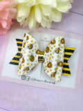 Bee hair bow