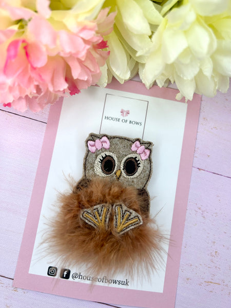 Fluffy owl hair clip