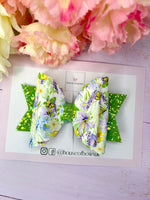 Green butterfly bow